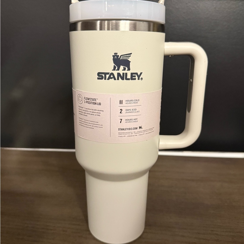 Stanley Cream Insulated Mug with Handle 40oz